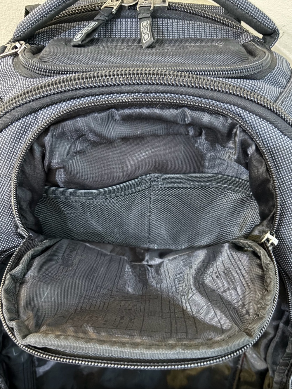 OGIO Black Multi-Pocket Backpack - Picture 5 of 8